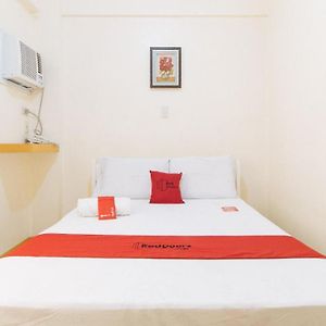 Reddoorz @ Golden Skye Hotel Guagua